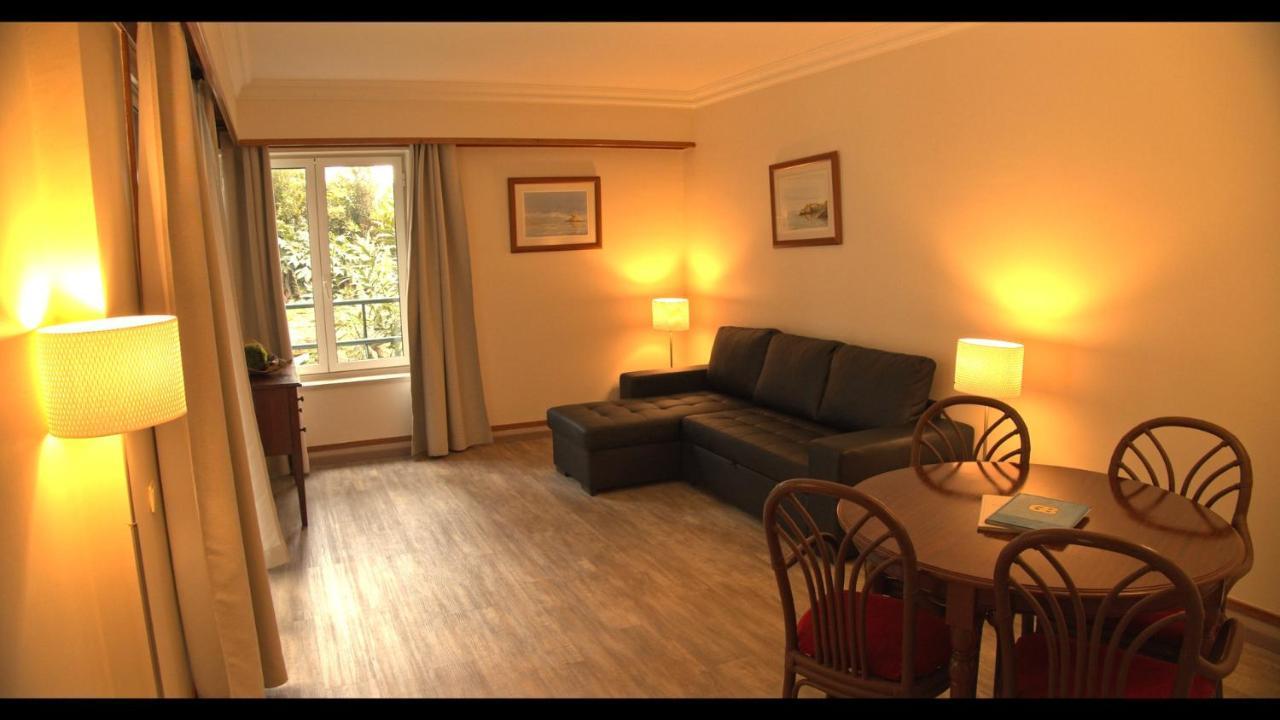 Hotel Solar Palmeiras Paco de Arcos Bagian luar foto